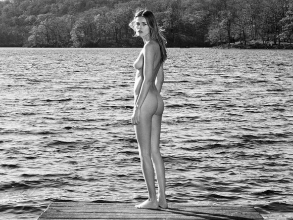 Topless φωτογραφίες της Edita Vilkeviciute στο SSAW