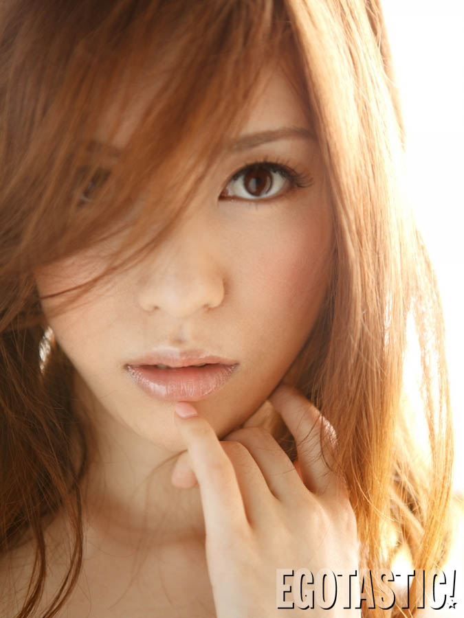 Το μοντέλο Yuria Ashina σε γυμνές φωτογραφίες