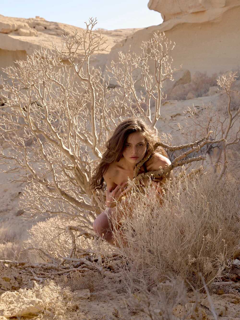 Σέξι φωτογραφίες της νεαρής κουκλάρας Alina Avkhadieva