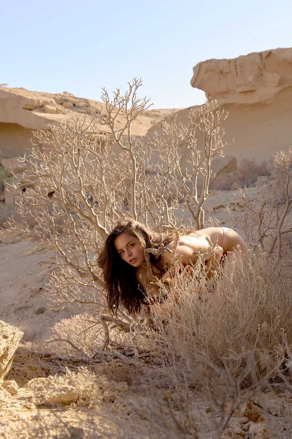 Σέξι φωτογραφίες της νεαρής κουκλάρας Alina Avkhadieva