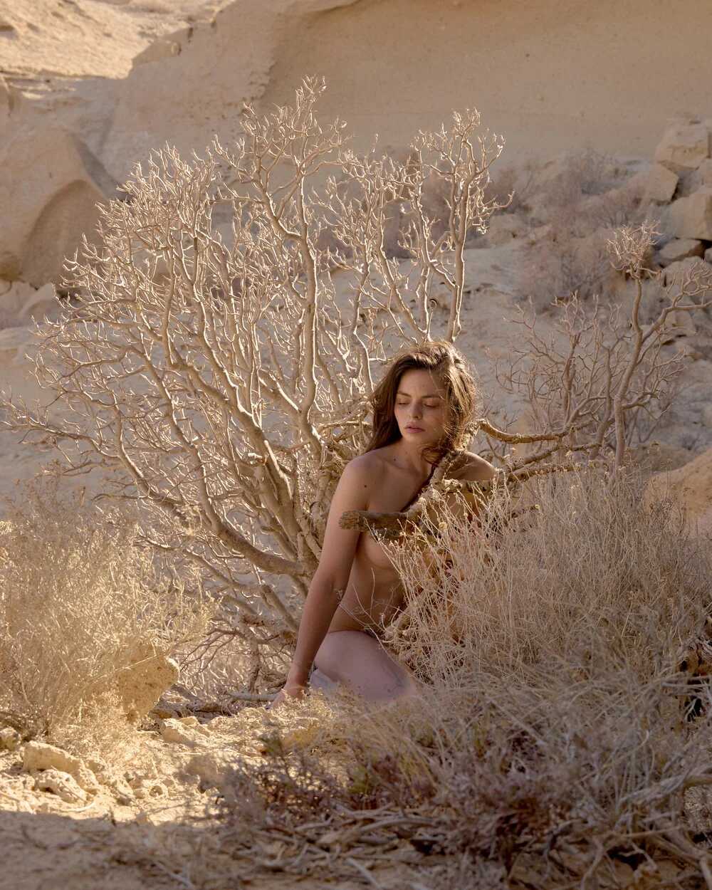 Σέξι φωτογραφίες της νεαρής κουκλάρας Alina Avkhadieva