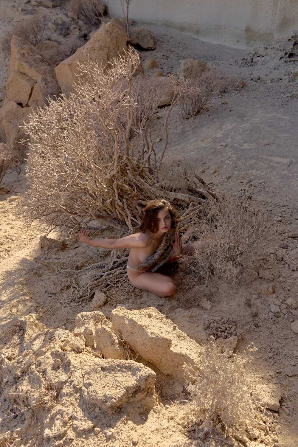 Σέξι φωτογραφίες της νεαρής κουκλάρας Alina Avkhadieva