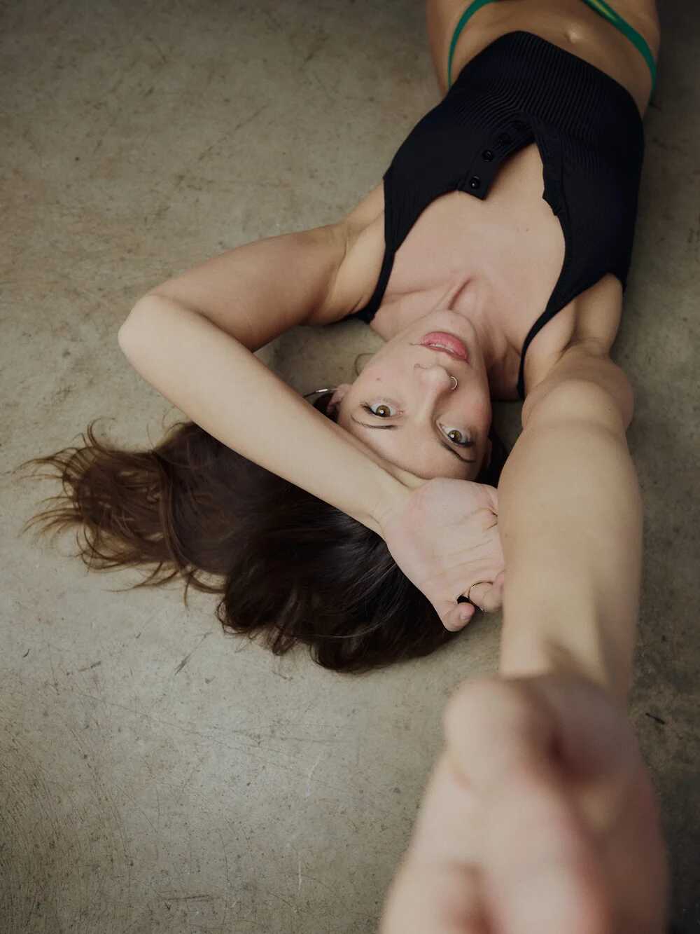 Η νεαρή μουνάρα μοντέλο Kori Andrea σε γυμνές φωτογραφίες