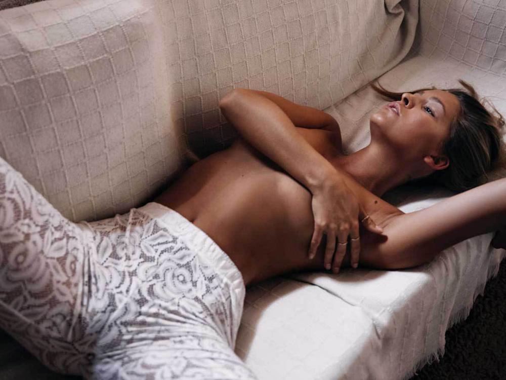 Η Marisa Papen είναι σκέτη κάβλα σε γυμνή φωτογράφηση