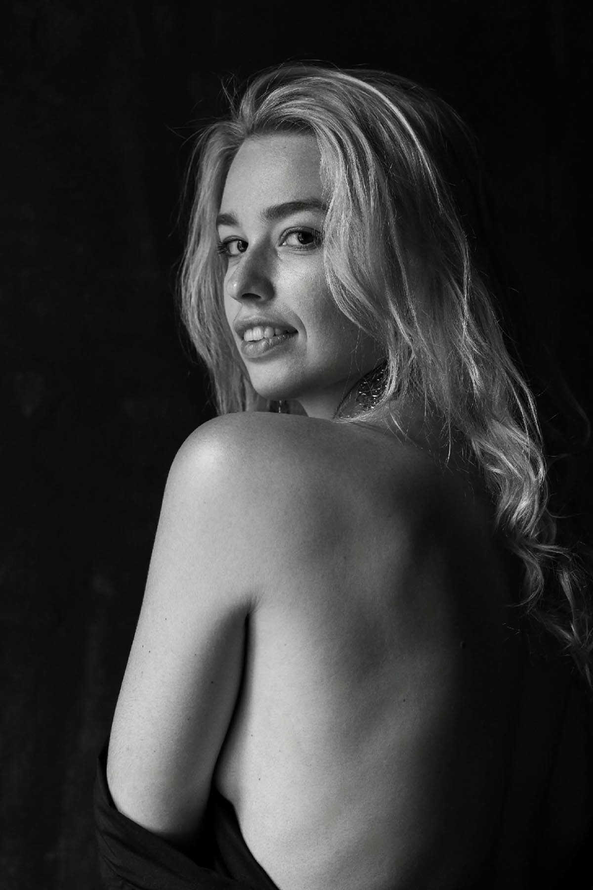 Γυμνές σέξι φωτογραφίες της Alina Budniak
