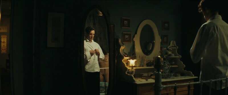 Γυμνές φωτογραφίες της ηθοποιού Φωτεινής Πελούζο