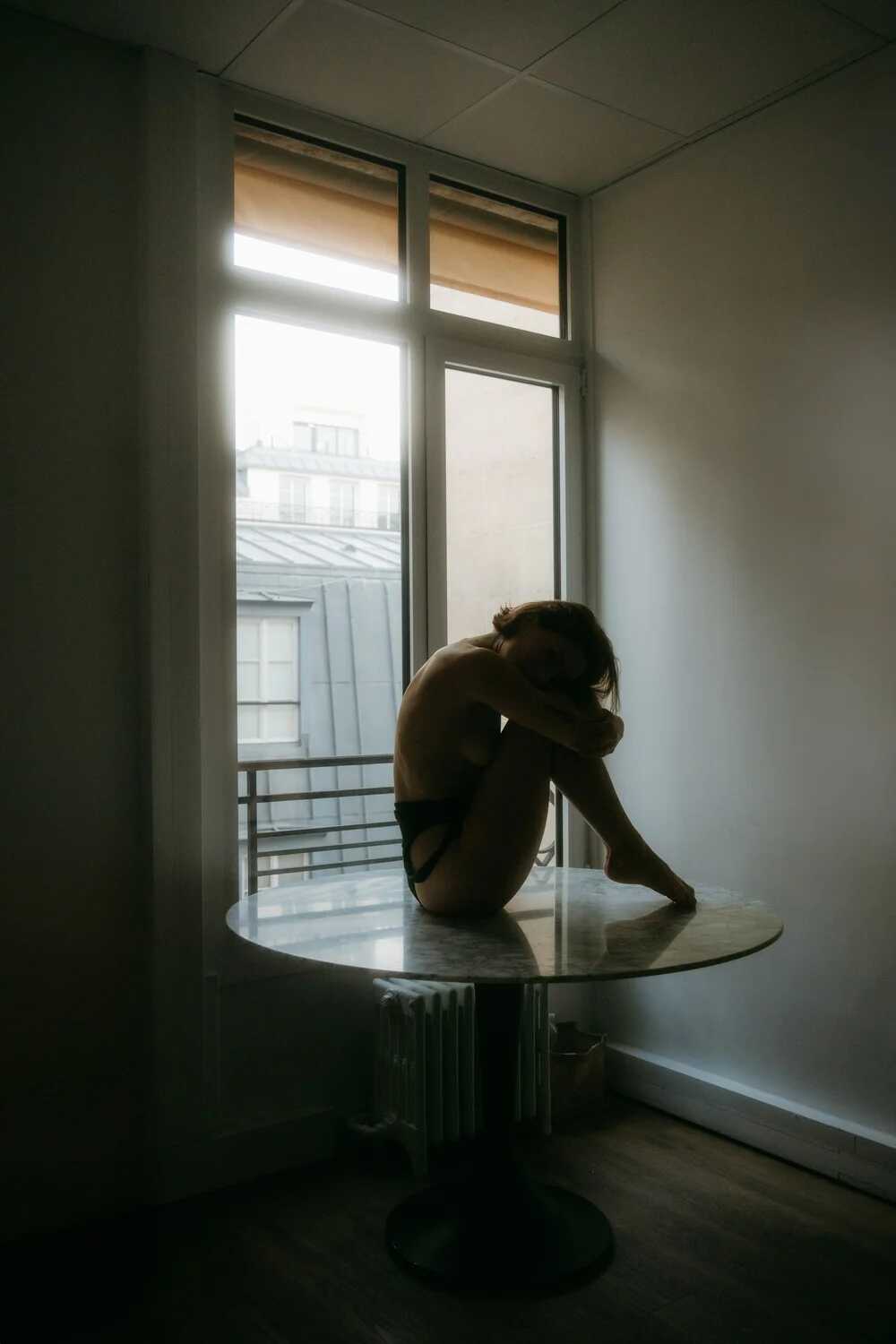 Η Γαλλίδα Patch σε σέξι γυμνή φωτογράφηση