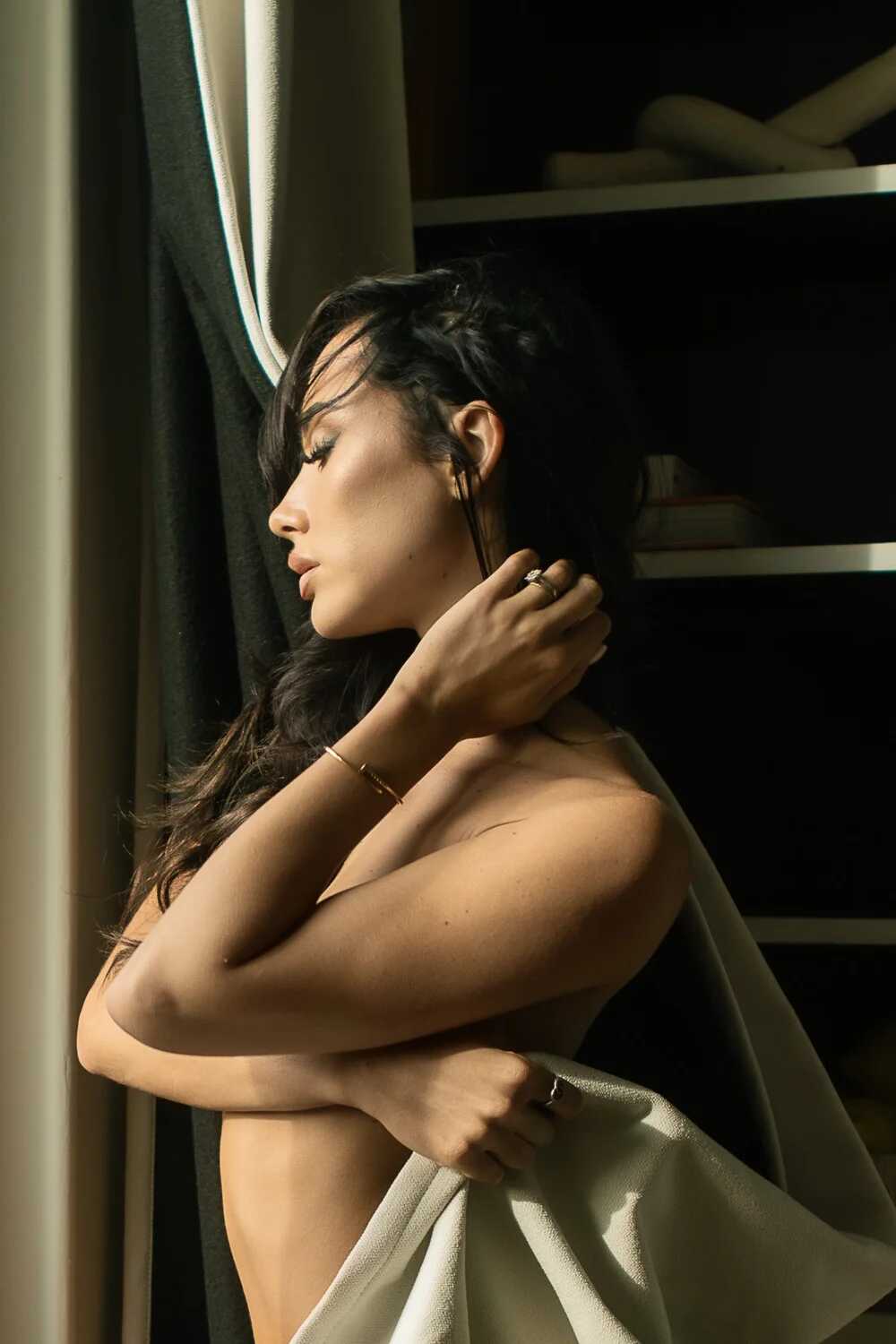 Η μουνάρα Giulia Biagioli σε καυτές γυμνές φωτογραφίες