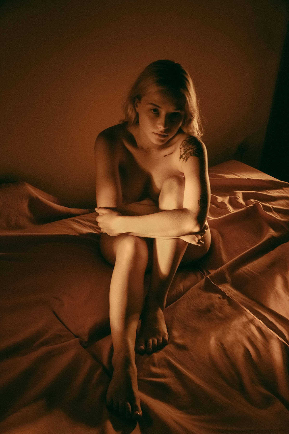 Το νεαρό μοντέλο Valeria σε γυμνές φωτογραφίες
