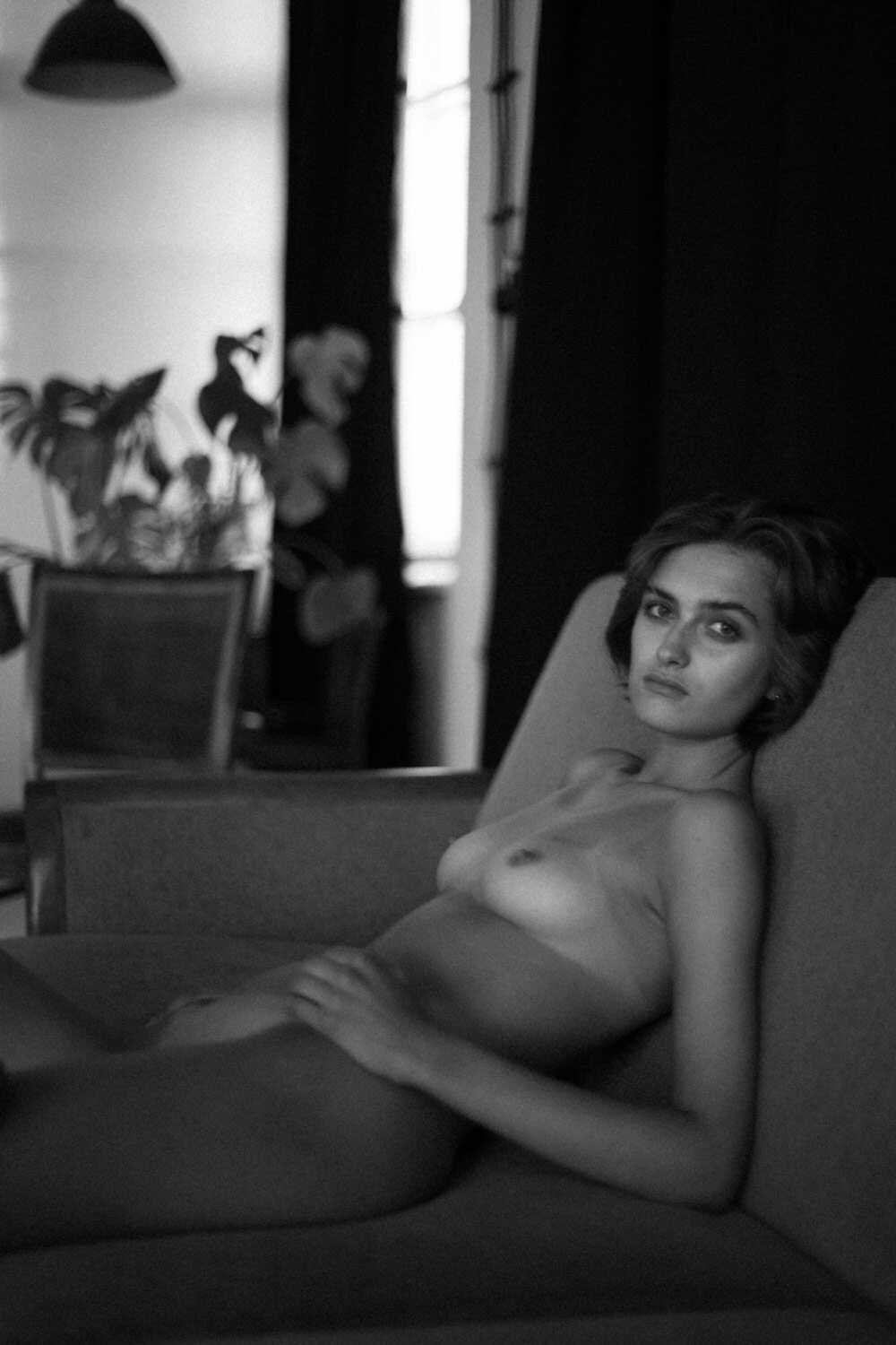 Το μοντέλο Wiktoria Kasprzak σε γυμνές φωτογραφίες