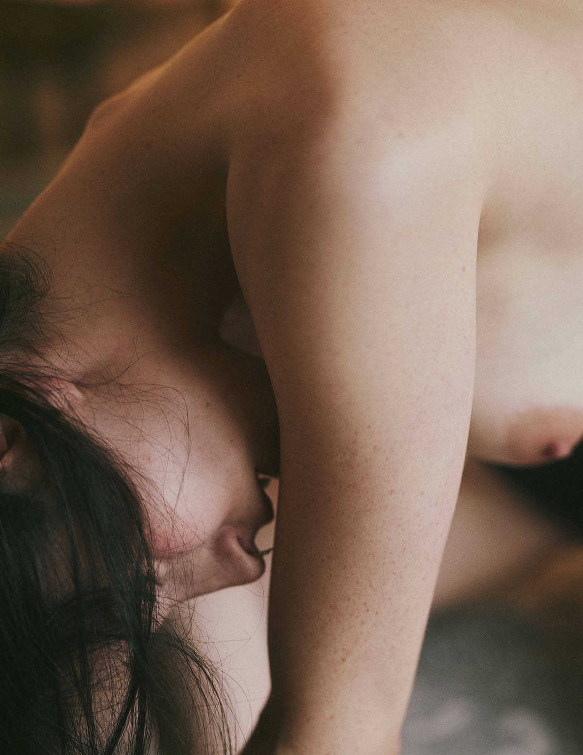 Το μοντέλο Vicky Peaches σε γυμνές φωτογραφίες