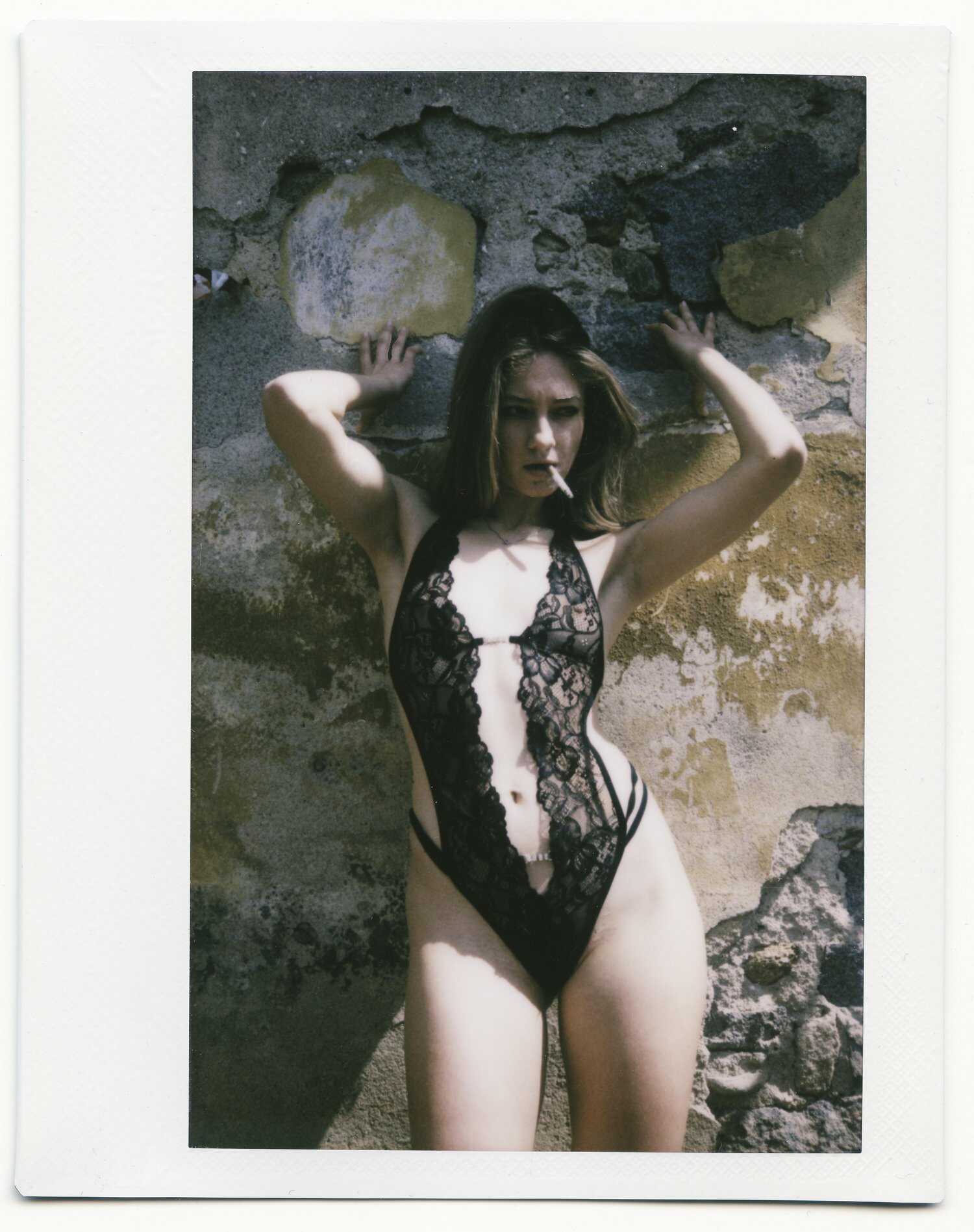 Γυμνές φωτογρταφίες της μουνάρας Ania Alexandrovna