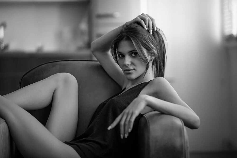 Η μουνάρα μοντέλο Kristina σε τοπλες φωτογραφίες