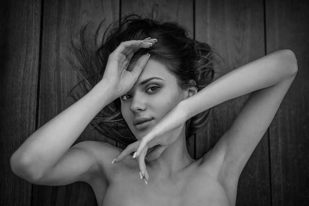 Η μουνάρα μοντέλο Kristina σε τοπλες φωτογραφίες